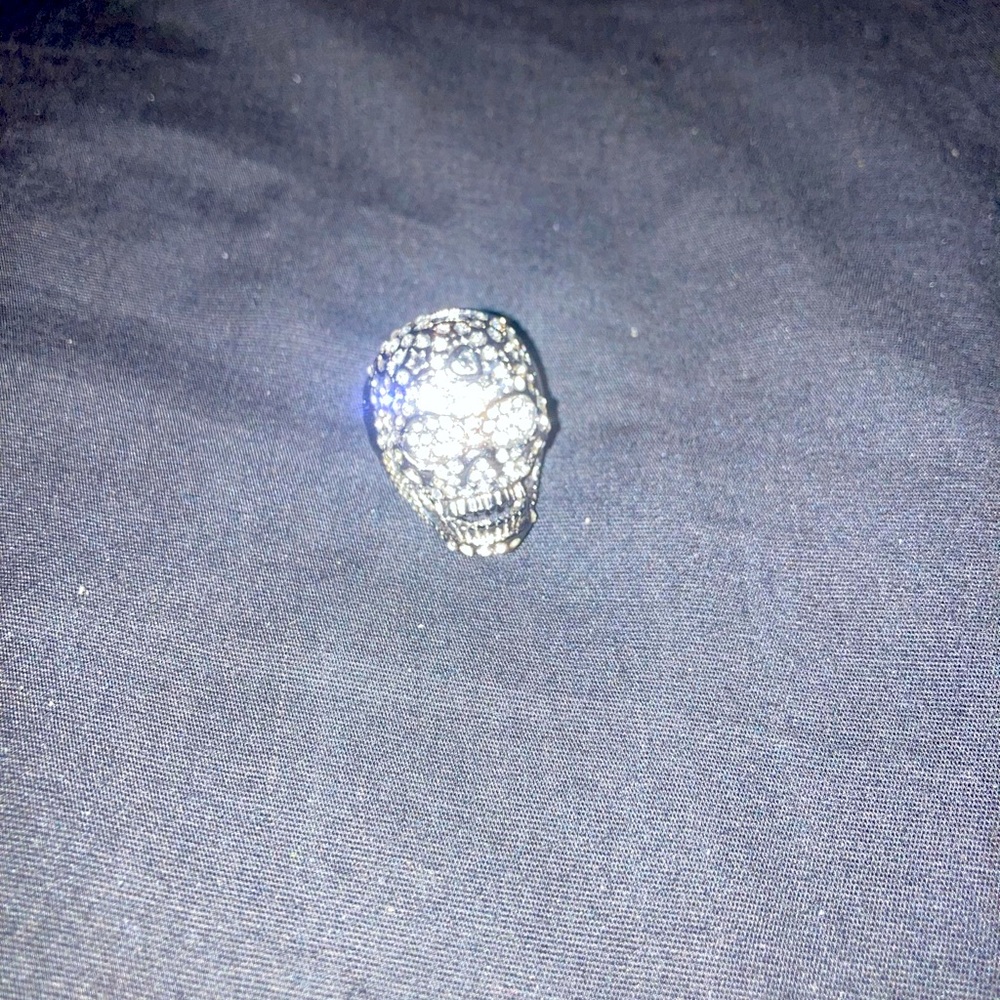 Skull Diamond Ring